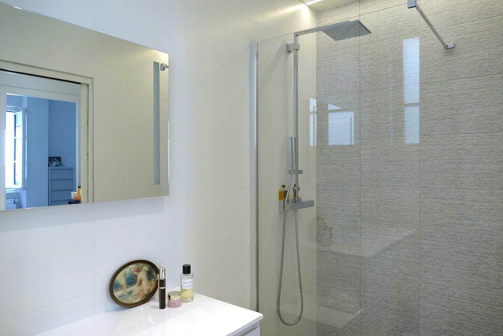 Création d’un intérieur apaisant et fonctionnel – Neuilly