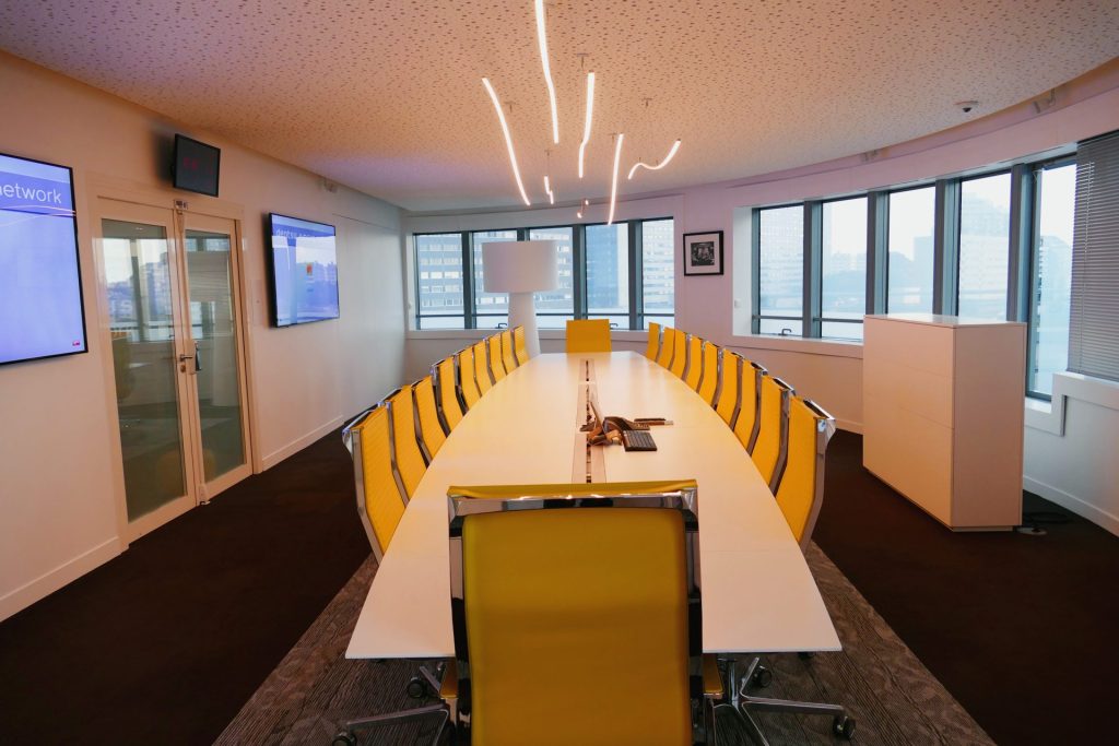 Design d’une salle de direction connectée