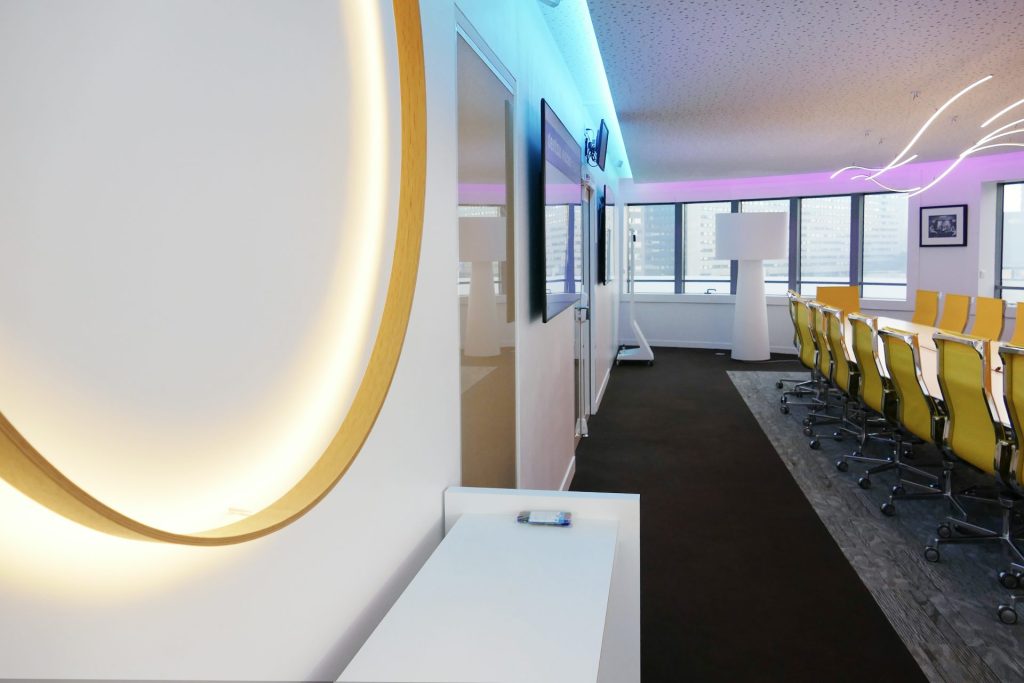 Design d’une salle de direction connectée